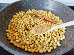 加一点十三香。