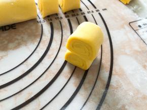 两个重叠在一起