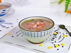 寒冷的冬天早餐来一碗热乎乎的粥，暖身又暖胃。