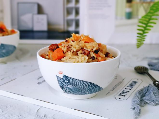 红薯香菇鸡肉焖饭