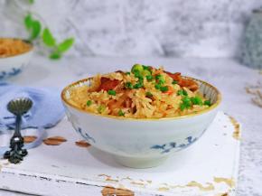 太好吃了，有菜，有饭，有肉～