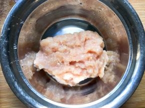 鸡胸肉剁碎