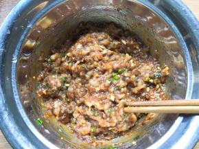 顺着一个方向搅拌均匀