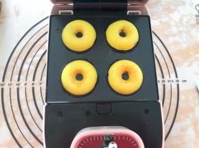 中途可以开盖看上色情况，也可以翻面