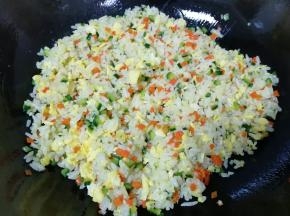 炒饭做好了。