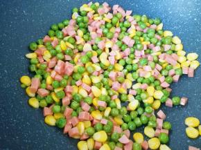 翻炒均匀出锅。