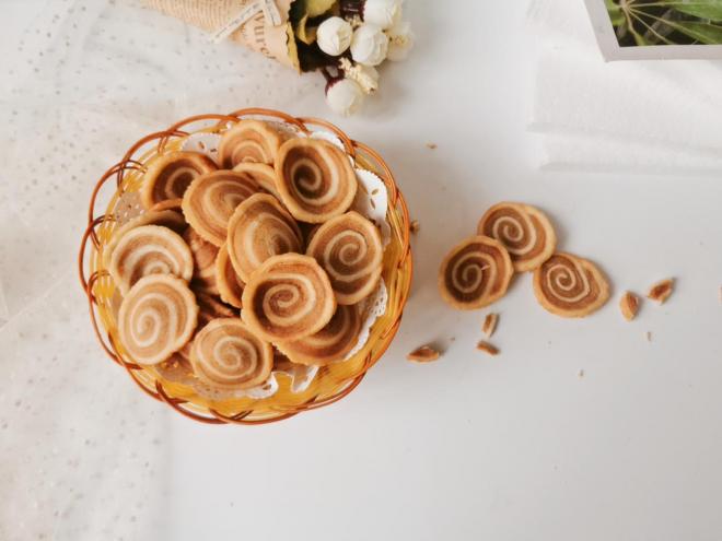 80后记忆深刻的小零食~猫耳朵 80后记忆深刻的小零食~猫耳朵的做法