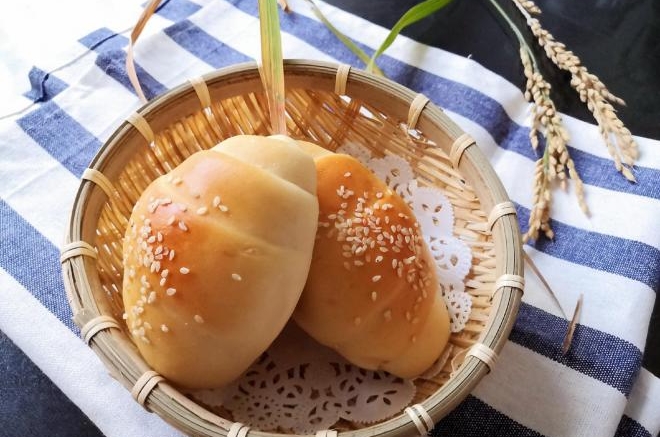 豆沙米面包卷