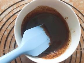隔热水融化成液体