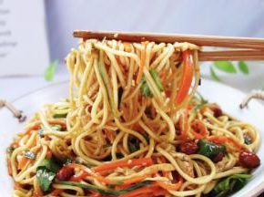 诱人