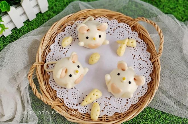 可爱萌·小老鼠卡通馒头