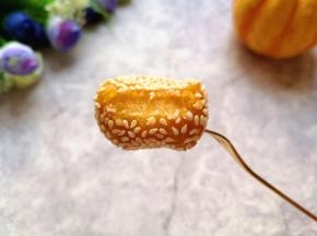 咬一口，软香甜糯，太好吃啦！