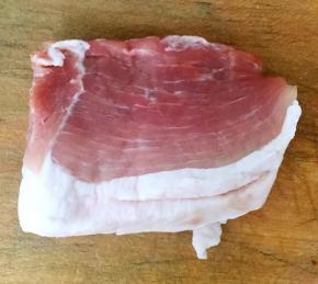 买一块新鲜的猪肉备用