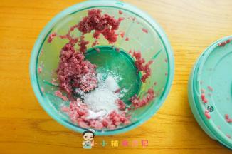 加入2g玉米淀粉，可以让肉吃起来更嫩