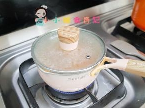 中小火煮15-20分钟，所有食材要煮透 味道互相融合才好吃