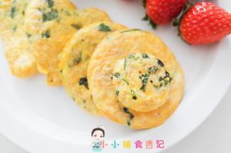 鸡蛋有大有小，大概100g蛋液，一般中等大小一个鸡蛋带壳有60g