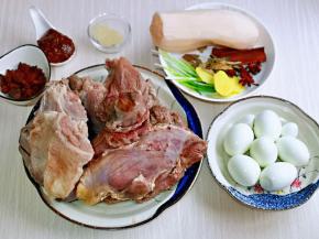 准备好其它食材，调味品可以根据个人口味来。