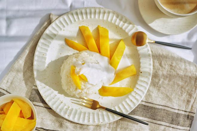 年夜饭甜品#芒果椰汁糯米饭#