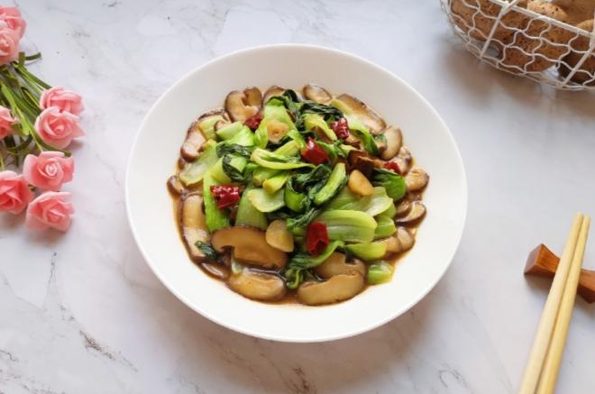 青菜炒香菇