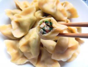 咬一口，可以看见虾仁哦！