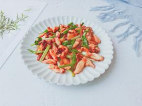 鲜美可口的鱿鱼须是最好的下饭菜。