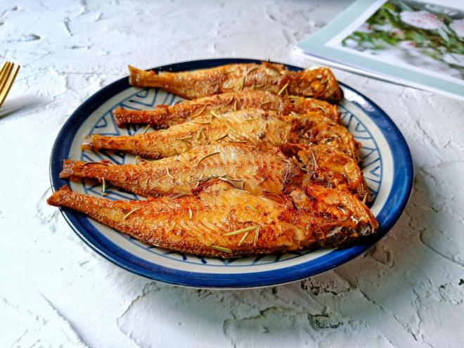 迷迭酥香小梅鱼