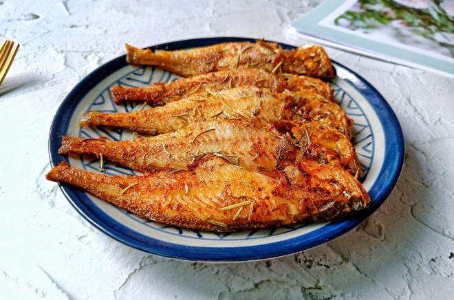 迷迭酥香小梅鱼