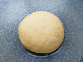 面团明显变大。