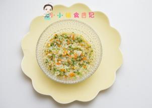 六个月以上就可以吃全蛋，只要分开排敏 孩子不过敏就可以吃哦