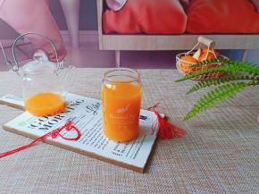 马上快过年了，家人朋友聚餐也可以喝自家榨的果汁，无添加！