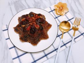 蒸好后倒扣在盘子里脱模。这个份量一共做了2碗。这碗当天就吃掉啦