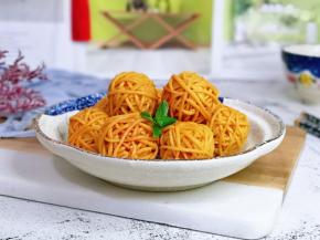 团团圆圆的年夜饭。