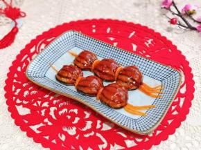 营造一种春节喜庆的氛围。