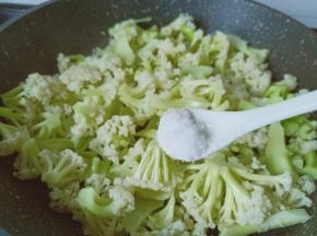 加入适量的盐。