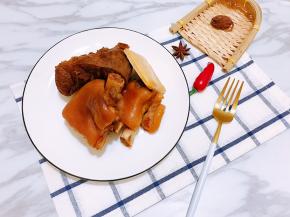 超入味的卤水牛腱子，猪蹄，猪舌，白豆干就完成了