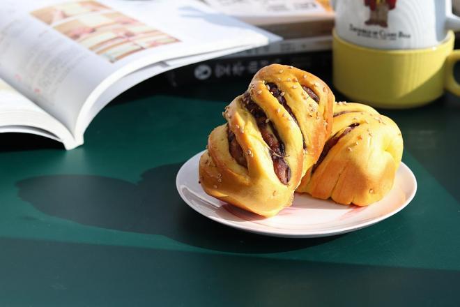 南瓜豆沙小餐包