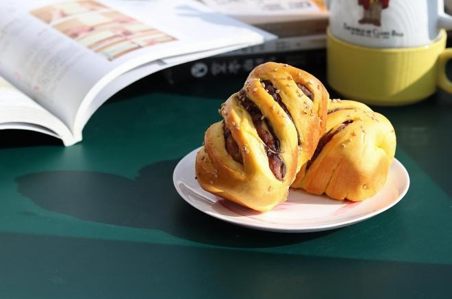 南瓜豆沙小餐包