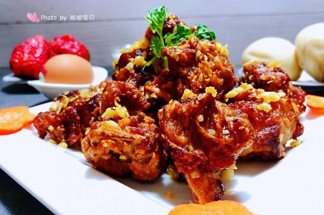 蒜香排骨