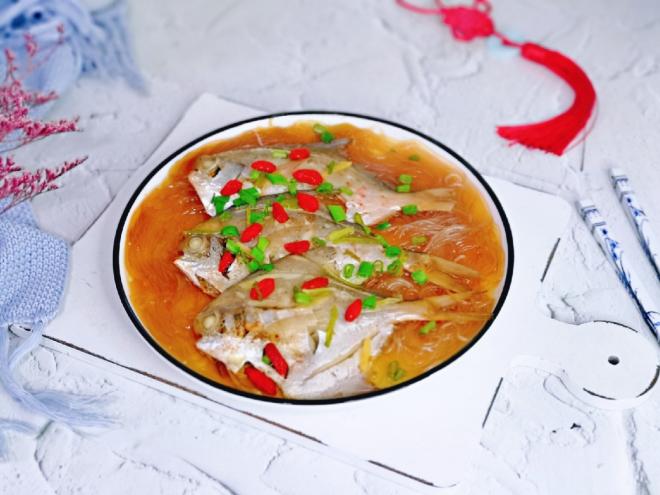 粉丝蒸小鲳鱼