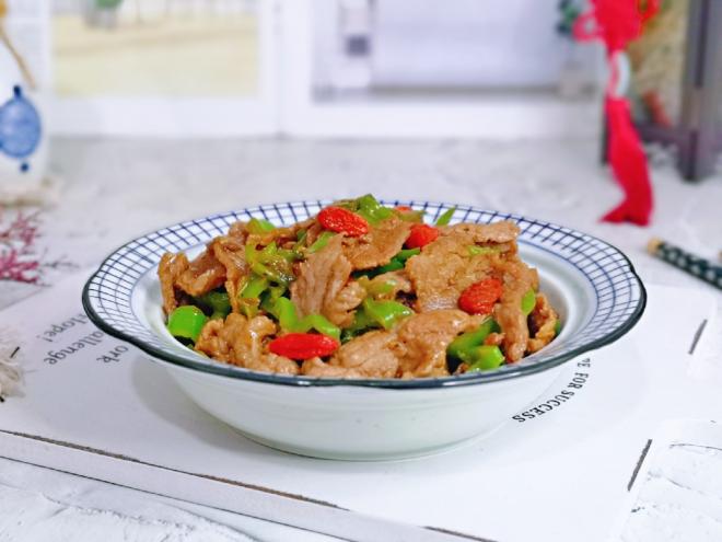 牛肉片炒青椒