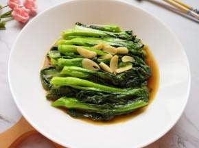 纯用蚝油调味。