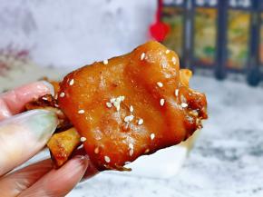 凉了后手直接拿着吃就可以。