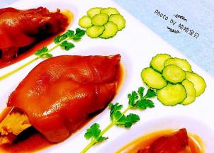 猪蹄含有丰富的胶原蛋白是养颜佳品