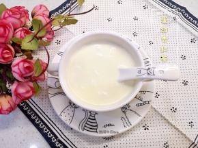 美味的蛋白杏仁茶就做好了