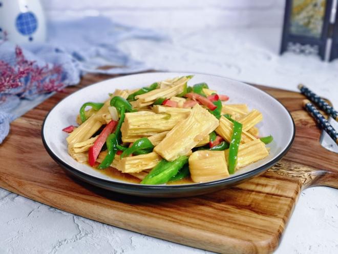 青椒炒腐竹
