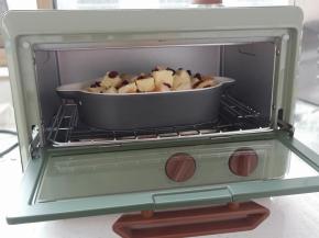 送入预热好的烤箱，180度烤25分钟