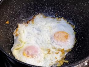 煎至两面金黄色