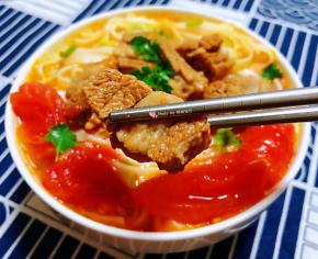 牛腩混搭着番茄的香味入口唇齿留香回味无穷