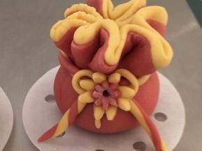 全部做好后放温暖处发酵至1.5倍大，开水上锅蒸10分钟，关火后闷2分钟左右