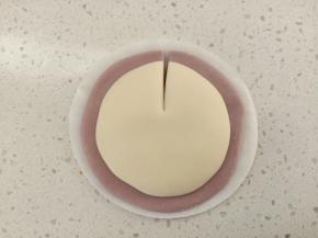 如图将上面中间切一刀